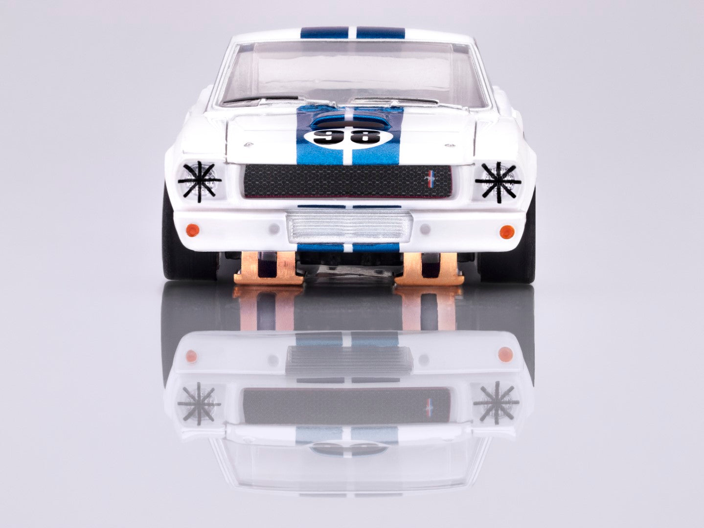 AFX Mega G+ 22125 Shelby Mustang GT350R 1965 Ken Miles HO Scale Slot Car