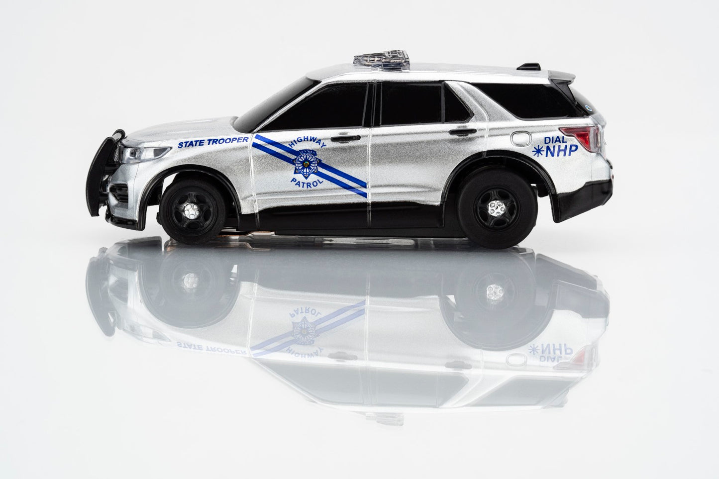 AFX Mega G+ 22105 Police Interceptor NHP with LED Flashing Lights