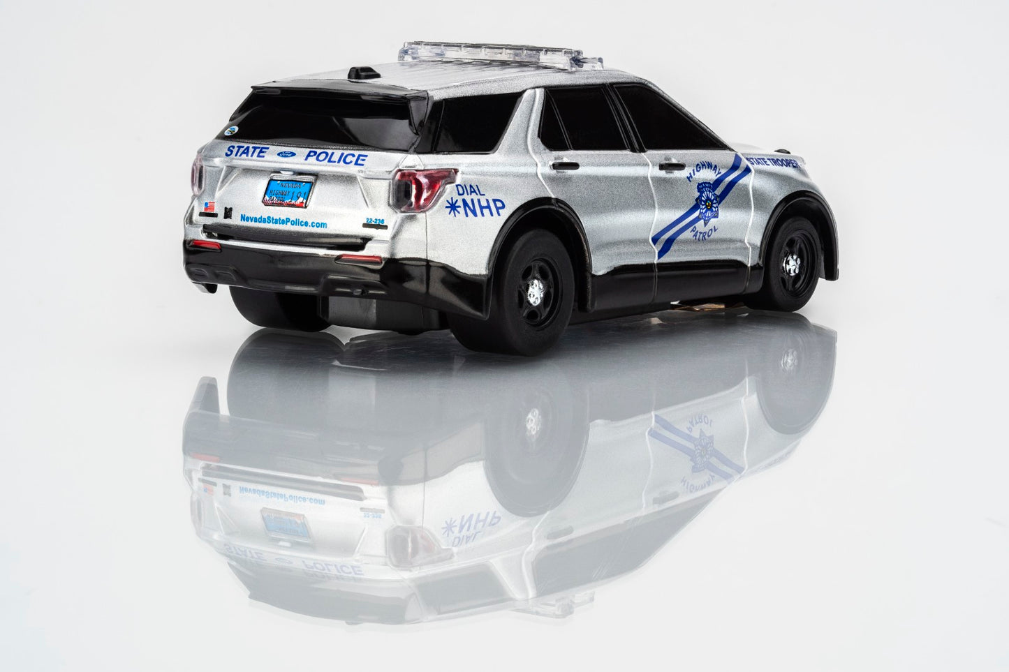 AFX Mega G+ 22105 Police Interceptor NHP with LED Flashing Lights
