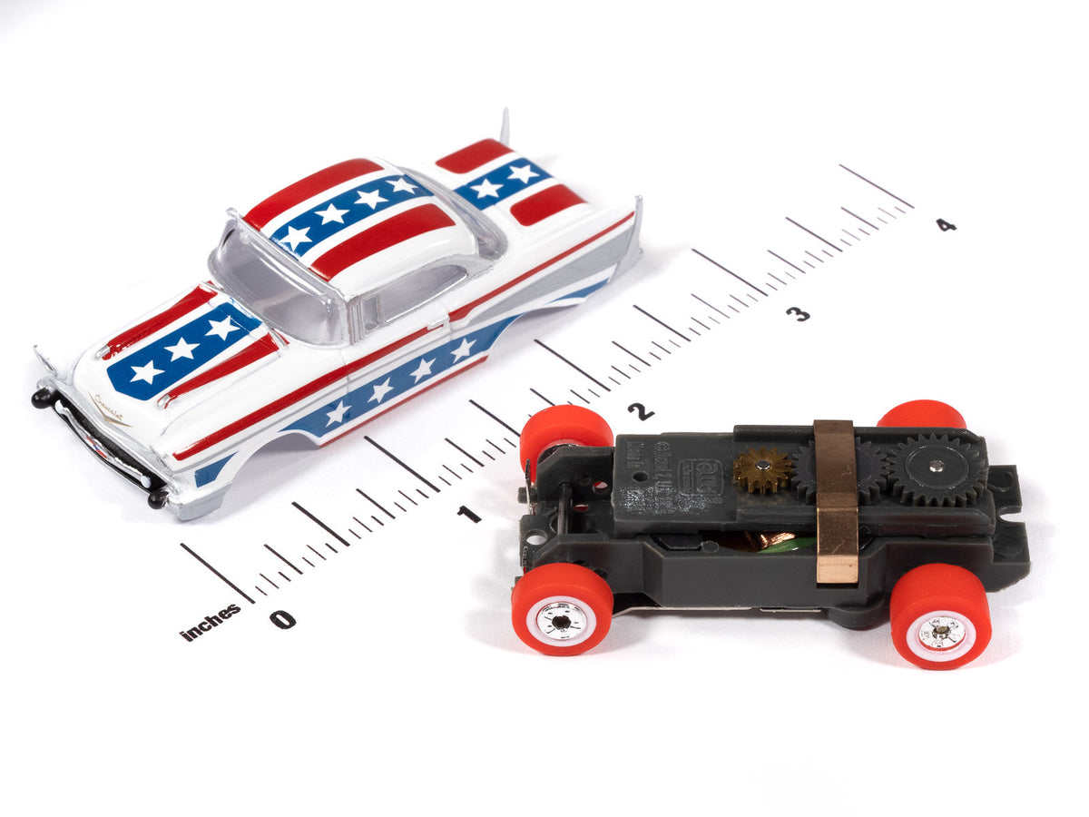 Auto World Thunderjet SC430-1A 1957 Chevy Bel Air (White, Red & Blue) HO Scale Slot Car