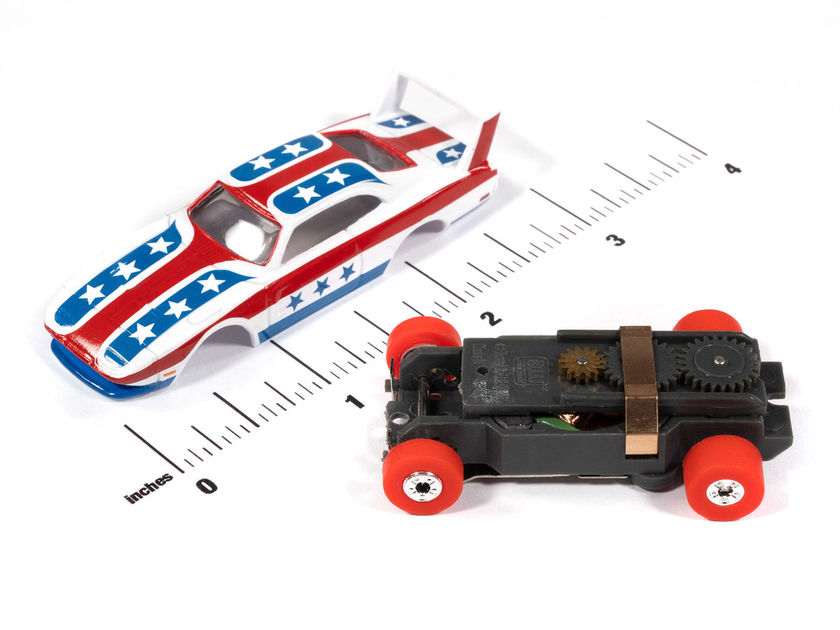 Auto World Thunderjet SC430-3A 1969 Dodge Charger Daytona (White, Red & Blue) HO Scale Slot Car