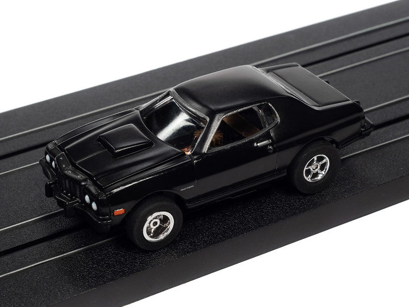 Auto World Xtraction SC368 R34 1976 FORD TORINO (BLACK) HO Scale Slot Car