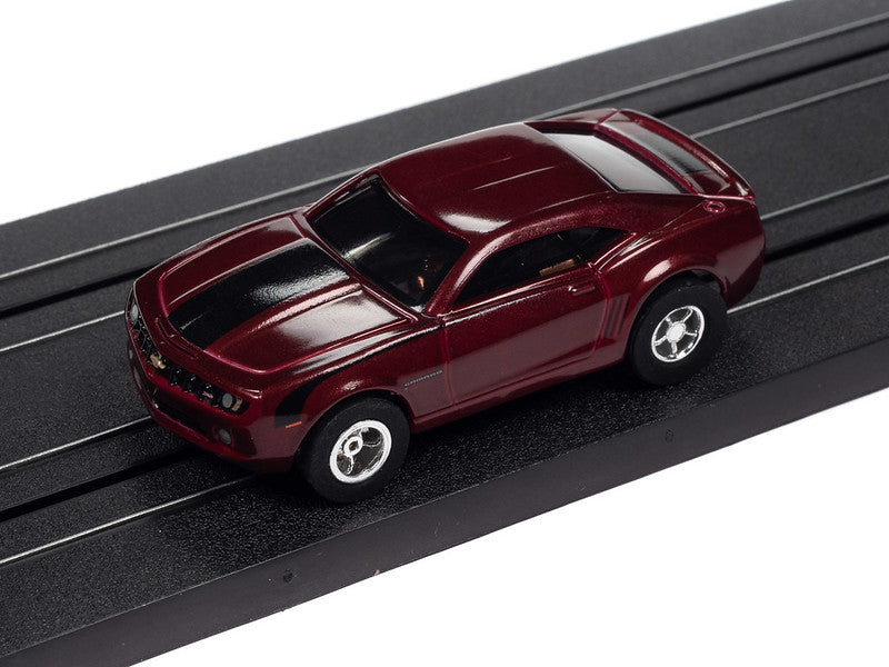 Auto World Xtraction SC384 R4 2010 CHEVROLET CAMARO (GARNET RED) HO Scale Slot Car