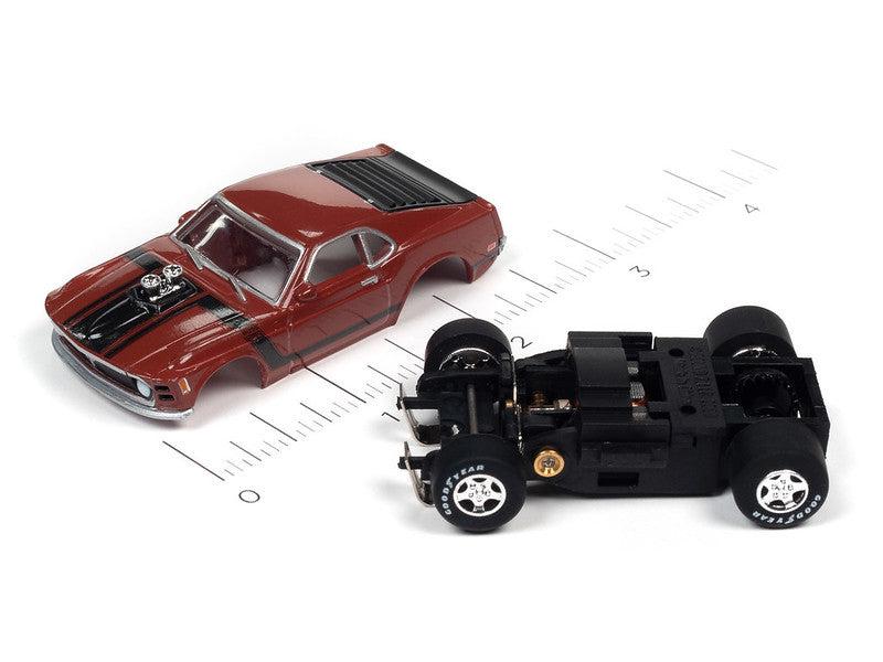 Auto World Super III SC383 R1 1970 FORD BOSS MUSTANG (RED) HO Scale Slot Car