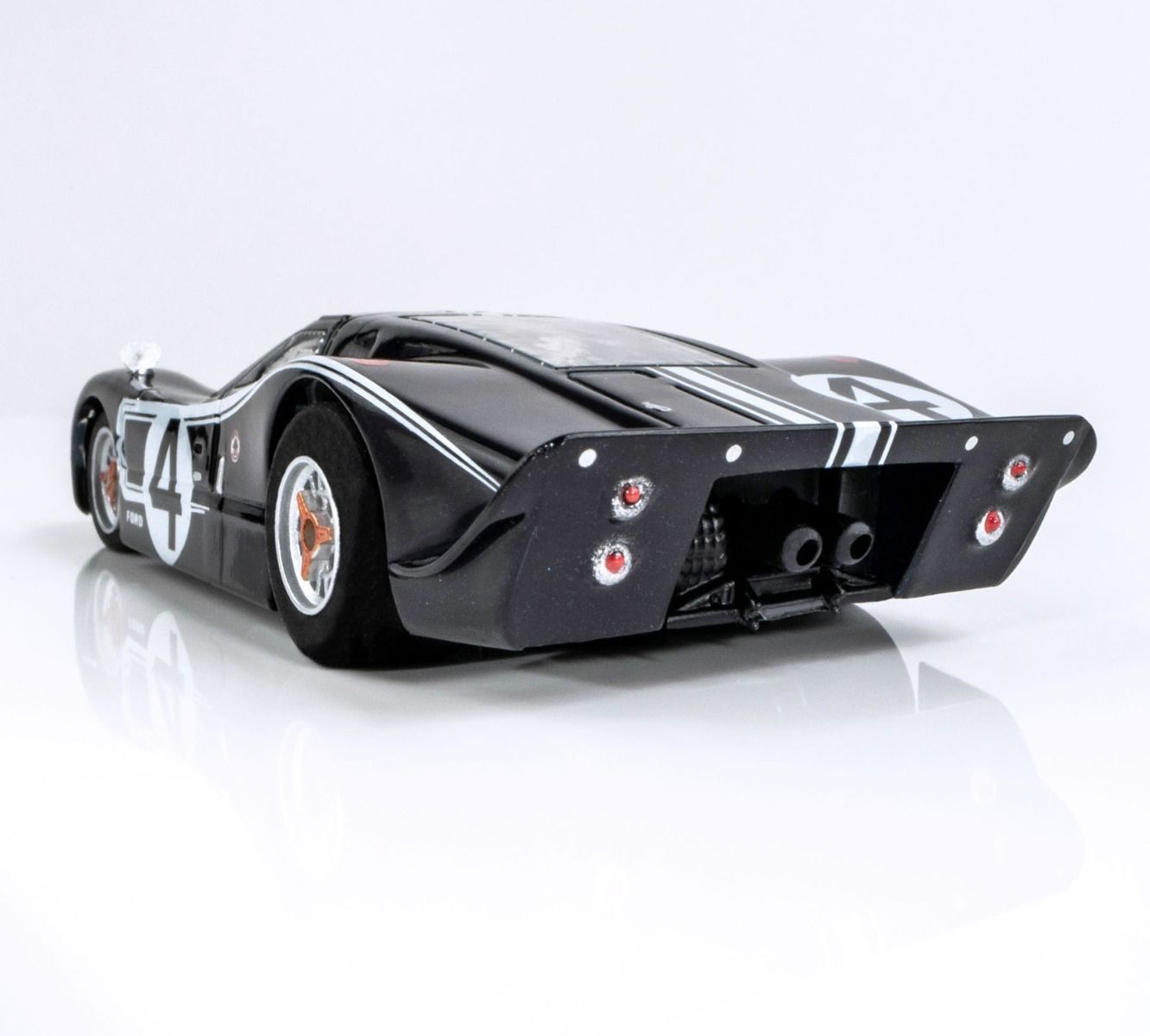 AFX Mega G+ 22048 Ford GT40 Mk IV #4 - HO Scale Slot Car