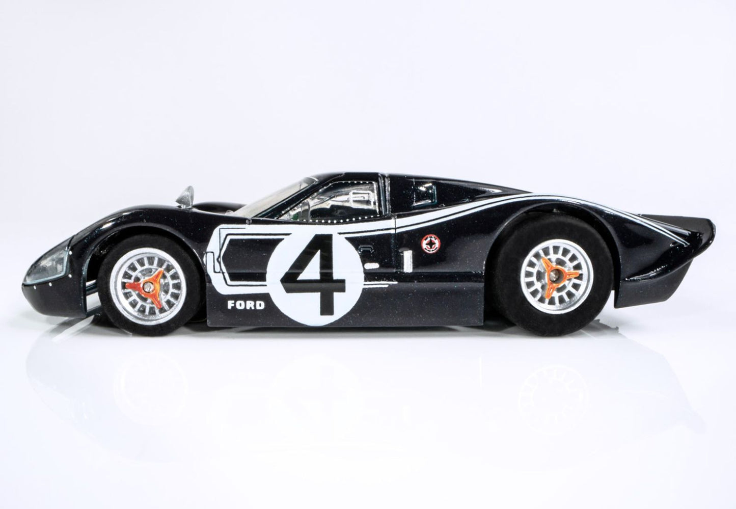 AFX Mega G+ 22048 Ford GT40 Mk IV #4 - HO Scale Slot Car