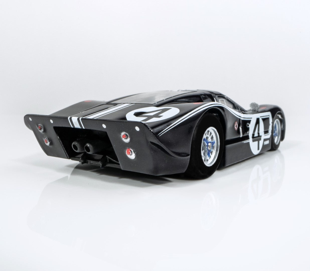 AFX Mega G+ 22048 Ford GT40 Mk IV #4 - HO Scale Slot Car