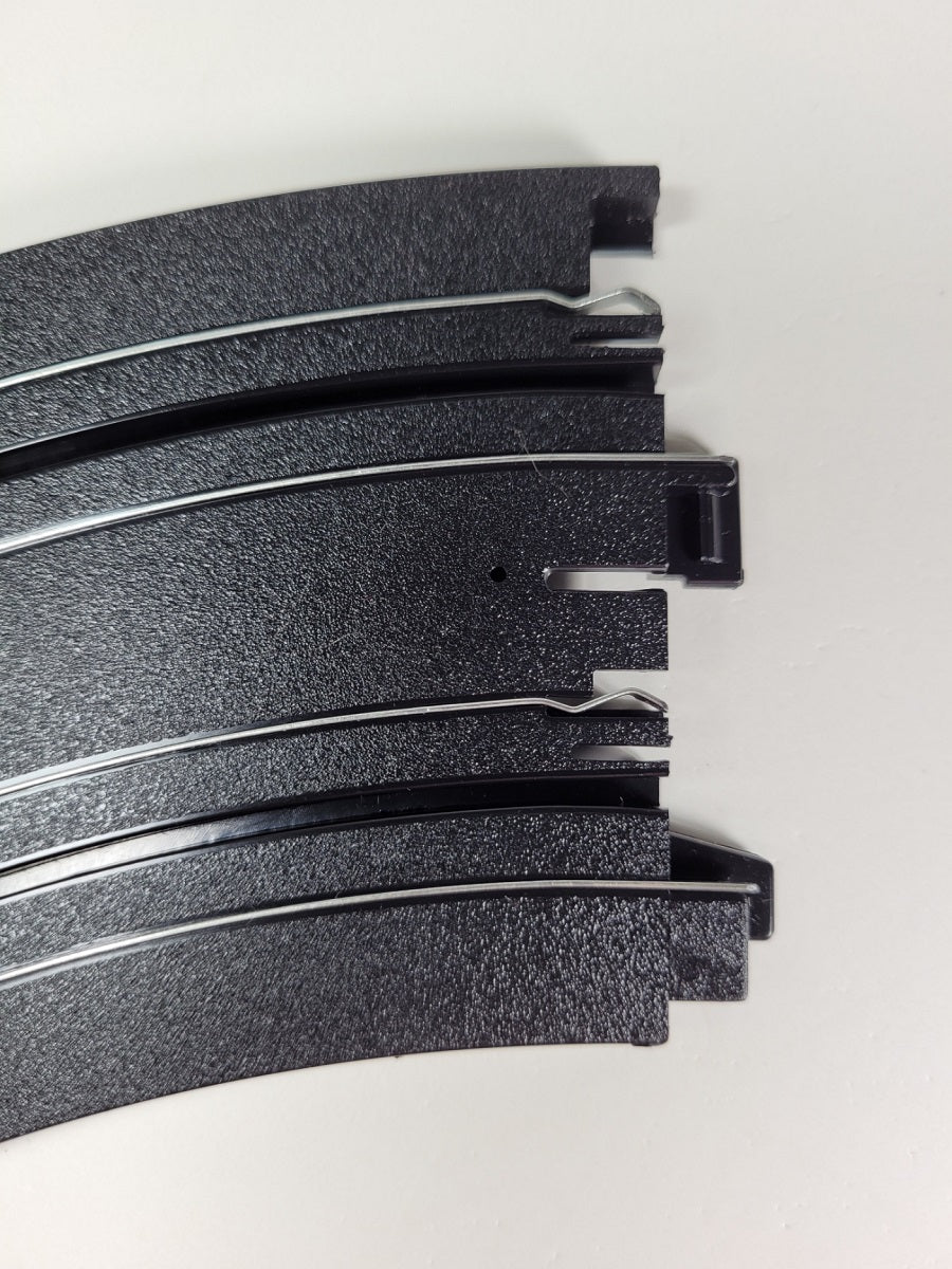 AFX Track (Bulk Item) 9" Radius 1/8 Circle Curve Track (8 pieces)