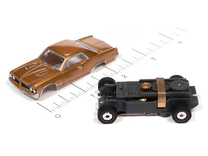 Auto World Thunderjet SC390-4A 2023 R1 OK USED CARS 1964 PONTIAC GTO (GOLD) HO Scale Slot Car